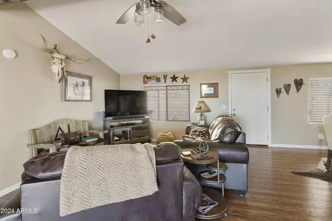 2185 W Mcdowell Blvd, Apache Junction, AZ 85120 photo 10