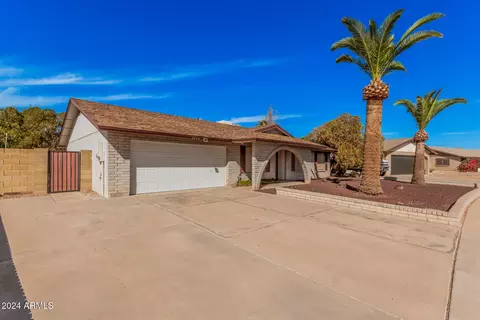 5016 W Vogel Ave, Glendale, AZ 85302