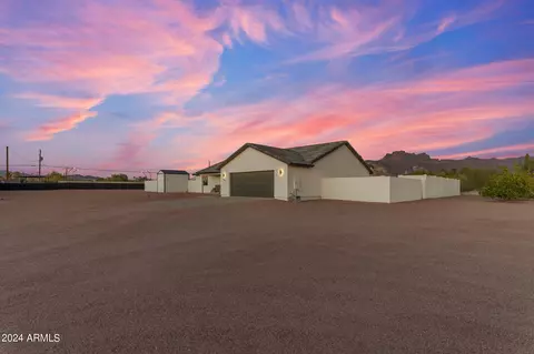 Other - 863 S Stagecoach Rd, Apache Junction, AZ 85119 photo 1 of 46