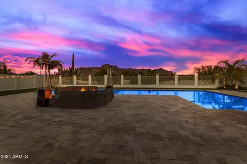 Exterior - 863 S Stagecoach Rd, Apache Junction, AZ 85119 photo 23 of 24