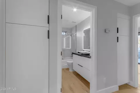 Entry Way - 863 S Stagecoach Rd, Apache Junction, AZ 85119 photo 4 of 4