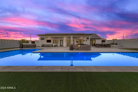 Exterior - 863 S Stagecoach Rd, Apache Junction, AZ 85119 photo 19 of 24