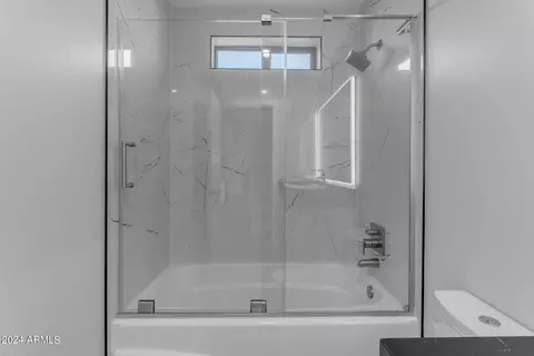 Bath - 863 S Stagecoach Rd, Apache Junction, AZ 85119 photo 5 of 6