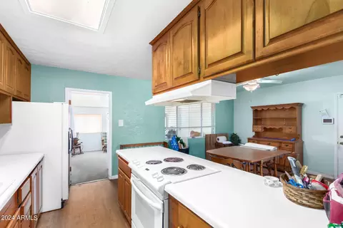 6231 N 41st Ave, Phoenix, AZ 85019 photo 11