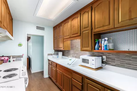 6231 N 41st Ave, Phoenix, AZ 85019 photo 12