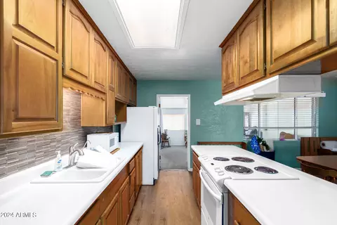 6231 N 41st Ave, Phoenix, AZ 85019 photo 10