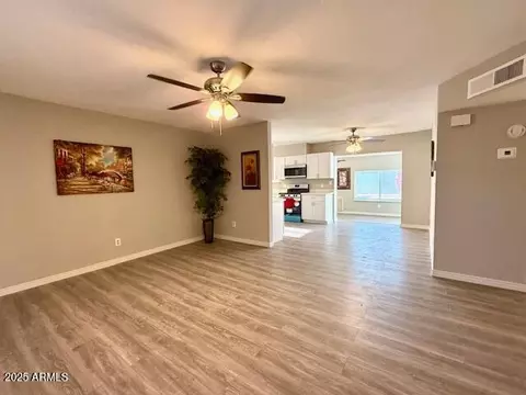 Living - 2044 W 9th Ave, Apache Junction, AZ 85120 photo 2 of 3