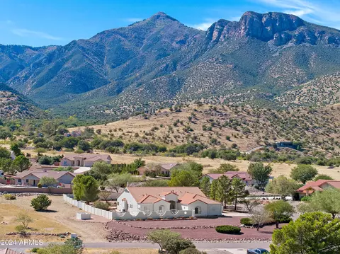 7585 S Rockwood Dr, Hereford, AZ 85615