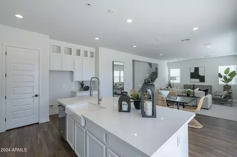 10059 E Thunderbolt Ave, Mesa, AZ 85212 photo 14