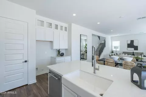 10059 E Thunderbolt Ave, Mesa, AZ 85212 photo 16
