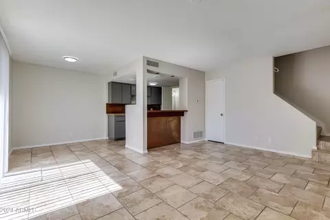 Living - 1205 E Townley Ave, Phoenix, AZ 85020 photo 2 of 3