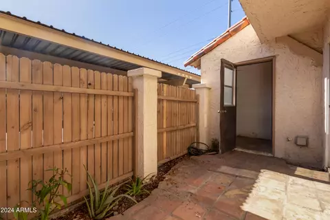 Exterior - 1205 E Townley Ave, Phoenix, AZ 85020 photo 3 of 4