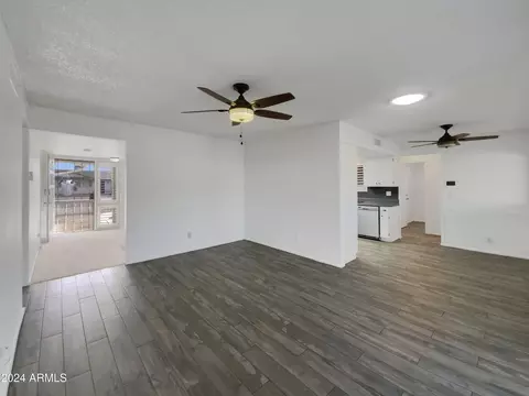 950 E 10th Pl, Mesa, AZ 85203 photo 3