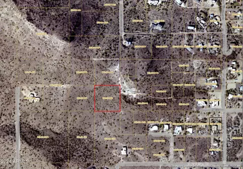 000 10th St #-, New River, AZ 85087