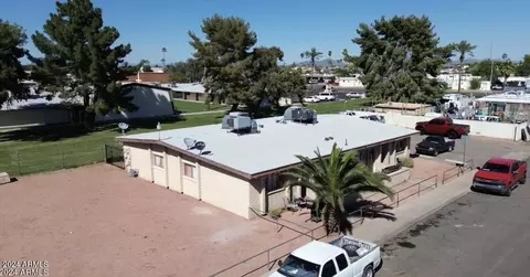 5926 W Rose Ln, Glendale, AZ 85301