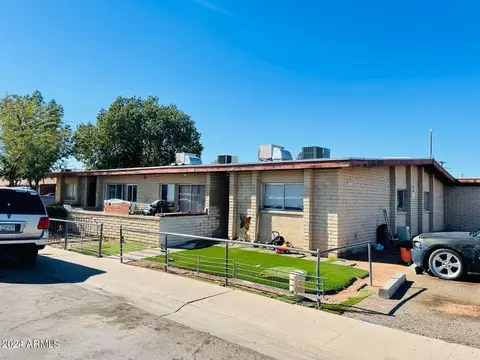 5946 W Rose Ln, Glendale, AZ 85301