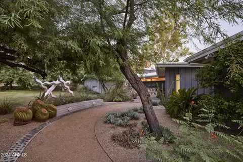 Exterior - 2201 E Marshall Ave, Phoenix, AZ 85016 photo 1 of 11