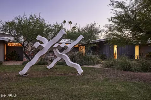 Exterior - 2201 E Marshall Ave, Phoenix, AZ 85016 photo 11 of 11