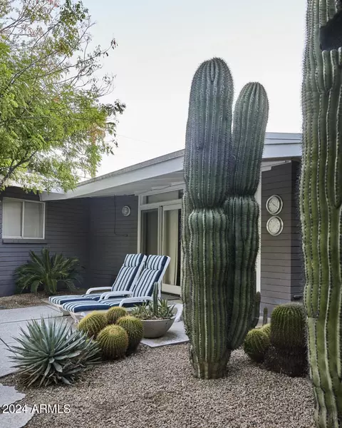 Exterior - 2201 E Marshall Ave, Phoenix, AZ 85016 photo 6 of 11