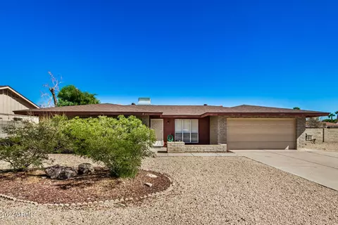 4616 W Landis Ln, Glendale, AZ 85306