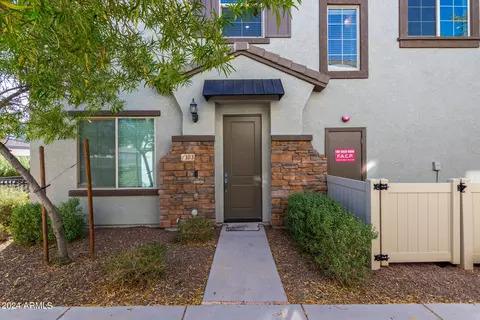 1851 E Frye Rd #103, Gilbert, AZ 85295