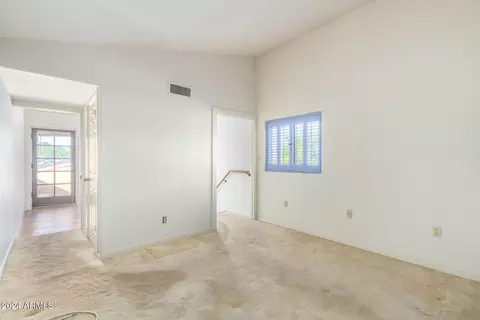 905 E Ocotillo Rd, Phoenix, AZ 85014 photo 12