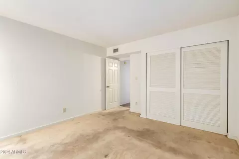 905 E Ocotillo Rd, Phoenix, AZ 85014 photo 8
