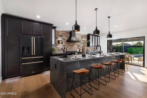 2416 N 68th Way, Scottsdale, AZ 85257