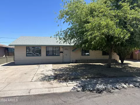 6221 W Claremont St, Glendale, AZ 85301