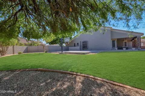 Exterior - 1424 E Arabian Ct, Gilbert, AZ 85296 photo 9 of 20