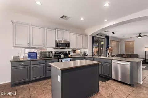 1248 E Nightingale Ln, Gilbert, AZ 85298 photo 21