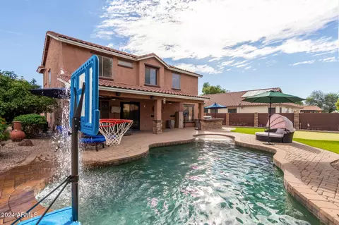 1248 E Nightingale Ln, Gilbert, AZ 85298 photo 2