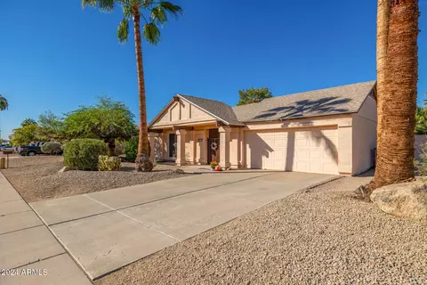 7736 W Cherry Hills Dr, Peoria, AZ 85345
