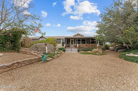 17555 W Deertrack Dr, Yarnell, AZ 85362