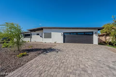 1667 N Circle Dr, Tempe, AZ 85288