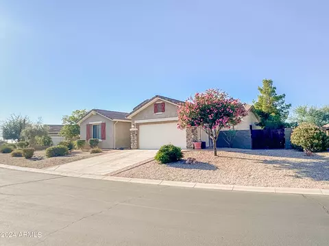 1043 W Mountain Peak Way, San Tan Valley, AZ 85143