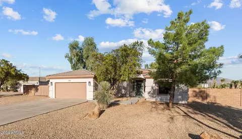 26395 S Kristina Dr, Congress, AZ 85332