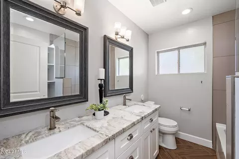 402 E Berridge Ln, Phoenix, AZ 85012 photo 26
