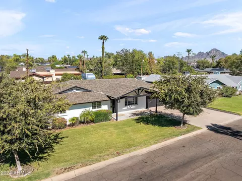 402 E Berridge Ln, Phoenix, AZ 85012 photo 34