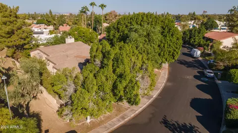 View/Area - 1070 E Sandpiper Dr, Tempe, AZ 85283 photo 1 of 8