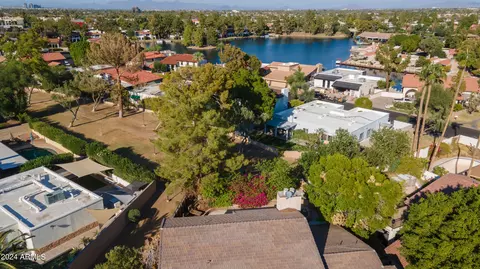 View/Area - 1070 E Sandpiper Dr, Tempe, AZ 85283 photo 2 of 8