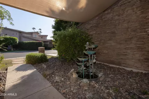 Exterior - 1070 E Sandpiper Dr, Tempe, AZ 85283 photo 3 of 24