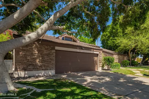 Exterior - 1070 E Sandpiper Dr, Tempe, AZ 85283 photo 18 of 24