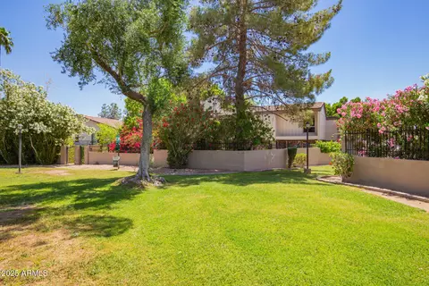 Exterior - 1070 E Sandpiper Dr, Tempe, AZ 85283 photo 13 of 24