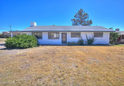 442 Cochise Ln, Bisbee, AZ 85603