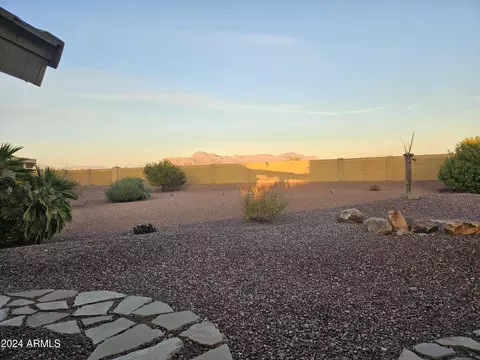 11557 E Lakeview Ave, Mesa, AZ 85209 photo 2
