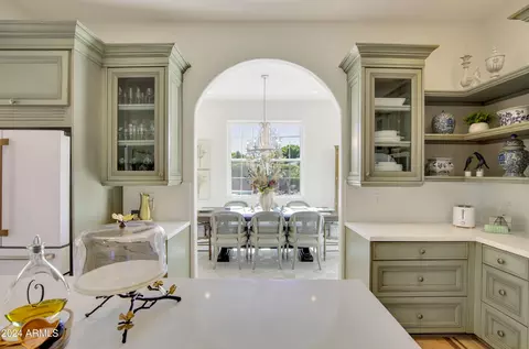 Kitchen - 309 E Hayward Ave, Phoenix, AZ 85020 photo 11 of 11
