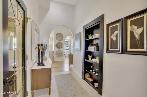 Entry Way - 309 E Hayward Ave, Phoenix, AZ 85020 photo 1 of 7