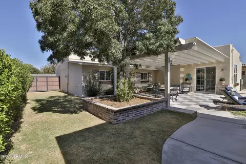 Exterior - 309 E Hayward Ave, Phoenix, AZ 85020 photo 6 of 9