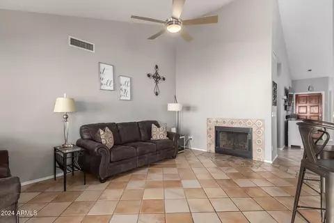 1226 E Windsong Dr, Phoenix, AZ 85048 photo 8